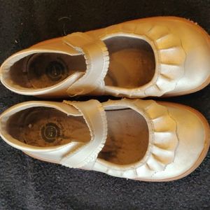 Livie ans Luca size 3 Gold Ruche